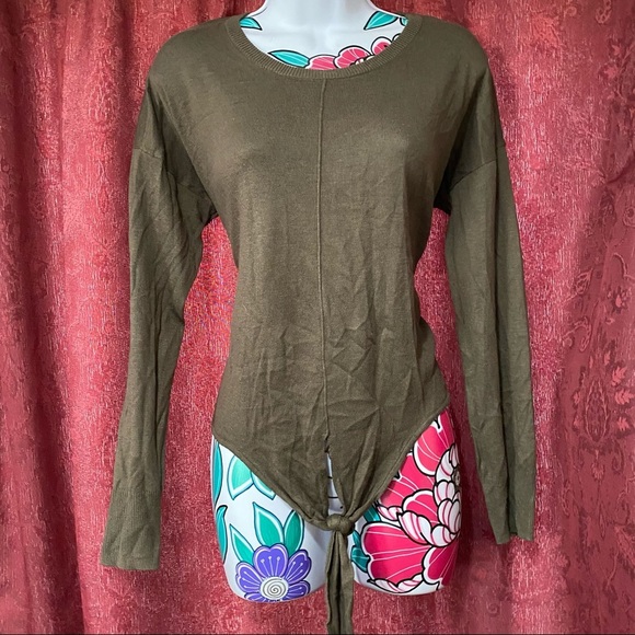 Francescas Olive Green Tie Front Long Sleeve - Picture 1 of 4